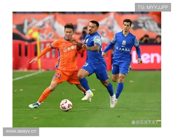 战术核心与球员选择引发泰山球队内部裂痕:年轻化进程遭遇老将保守策略之争 战术核心与球员选择引发泰山球队内部裂痕:年轻化进程遭遇老将保守策略之争