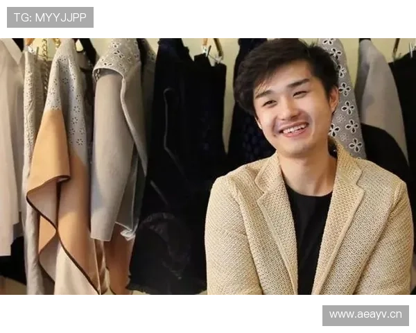 张帅训练完直接打车去奢侈品店，这日子谁懂啊